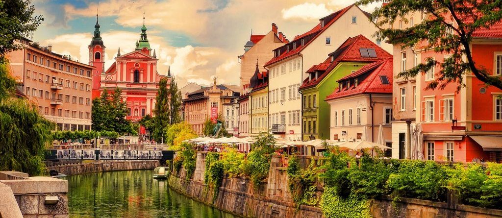 A acolhedora Liubliana, capital da Eslovênia