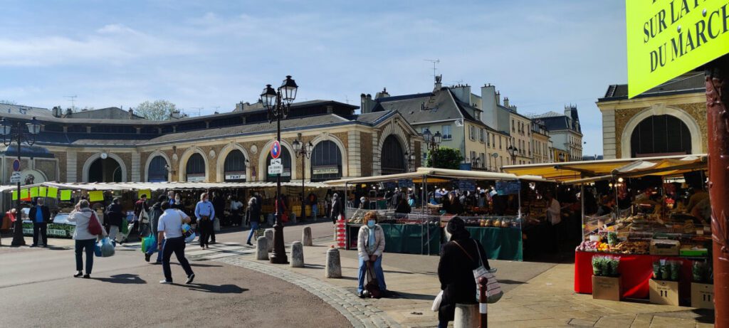 Mercado de Versalhes - Le Petit Guide