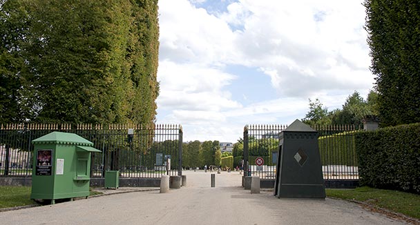 As principais salas do Palácio de Versalhes: o Portão de Netuno - Fonte: Château de Versailles