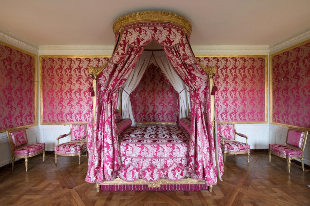 Quarto do Rei no Petit Trianon - Fonte: Versailles