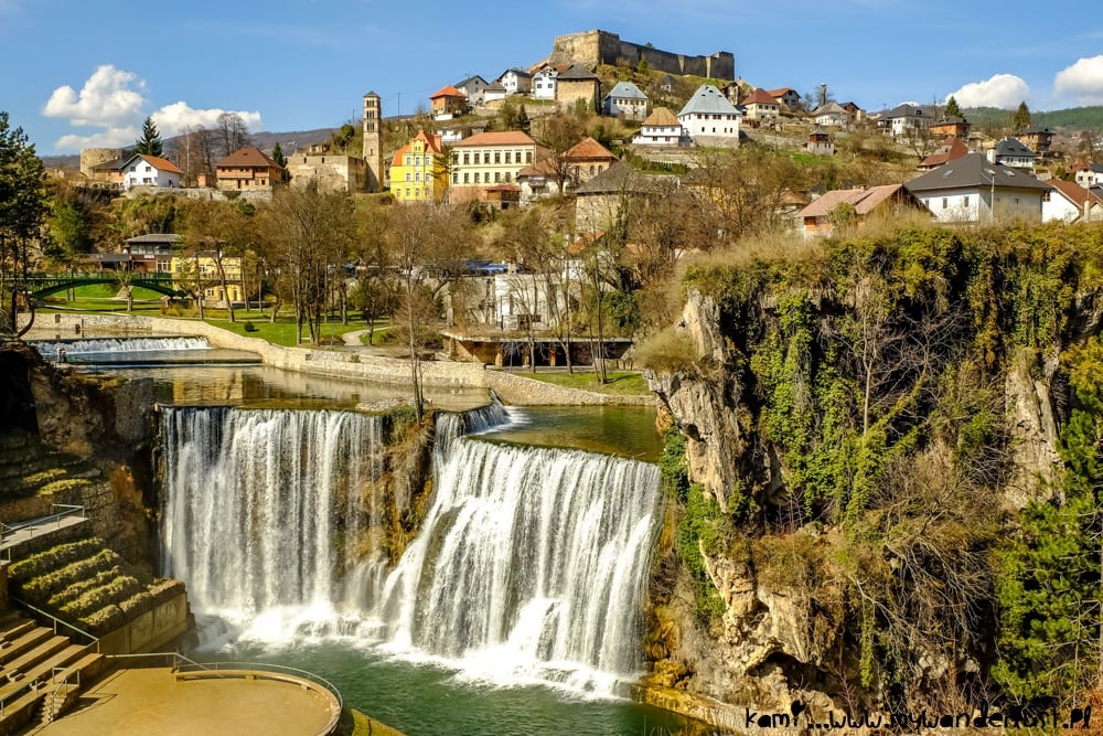 A cidade de Jajce na Bósnia - Fonte: Kami and the rest of the world