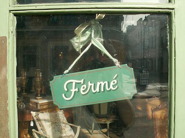 Lojas fechadas na hora do almoço na França - Cle France