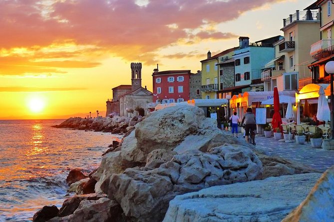 Um incrível por do sol em Piran na Eslovênia - Fonte: Viator