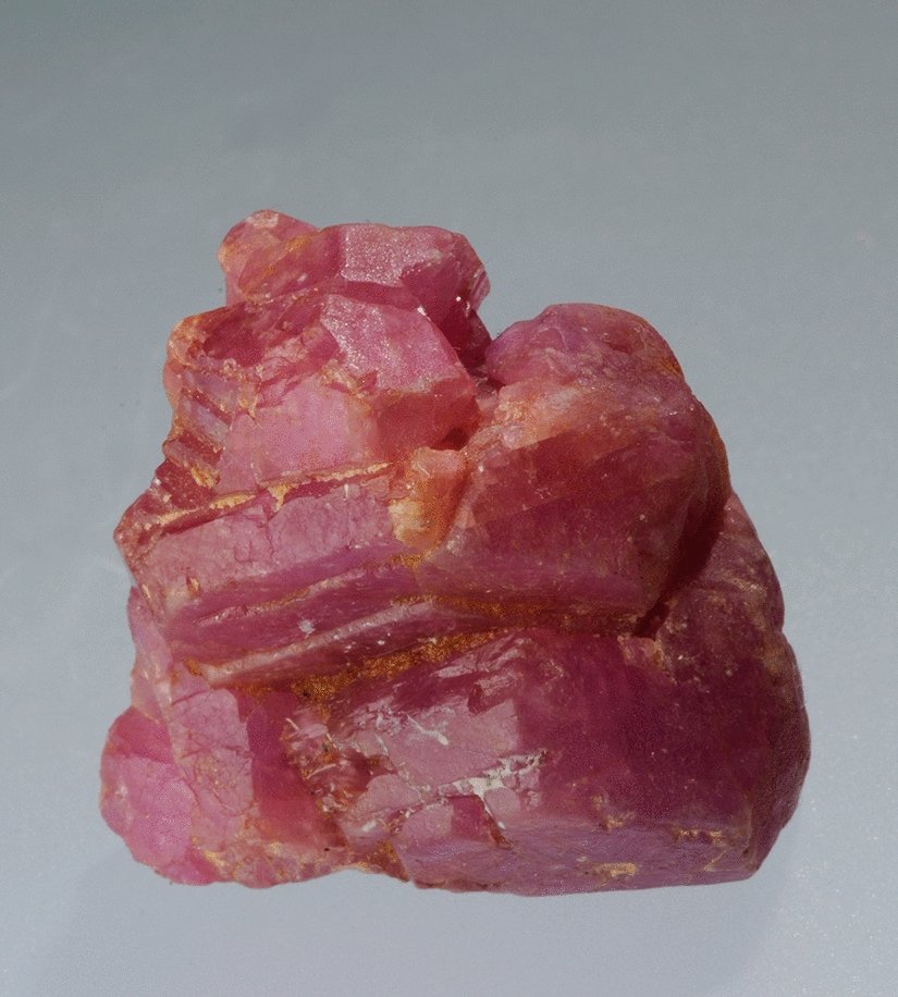 O tradicional rubi rosa da Macedônia do Norte - Fonte: Research Gate