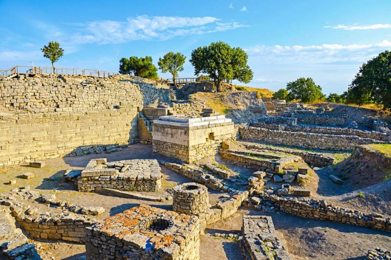 Prováveis ruínas de Tróia - Memphis Tours