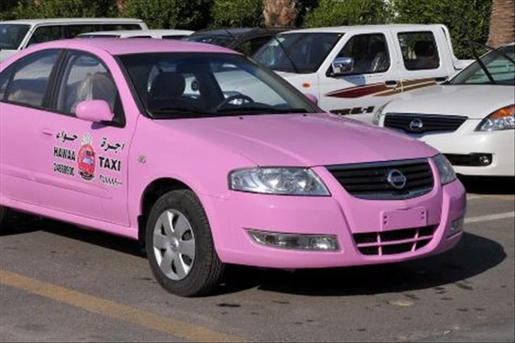 Pink Taxi no Egito - Fonte: Anadolu Ajansi