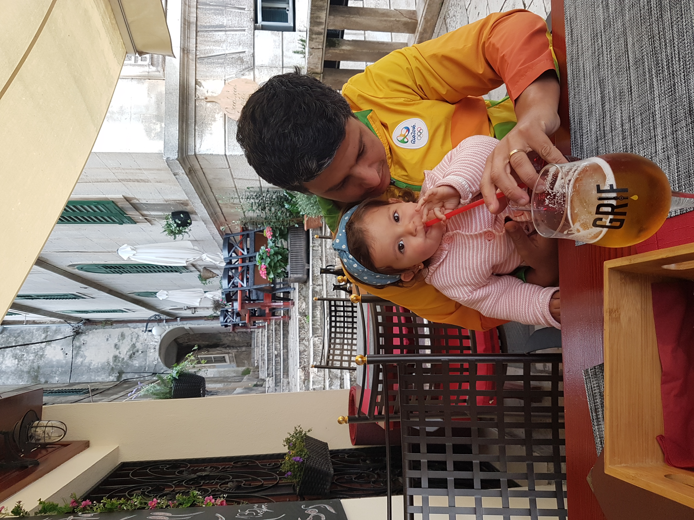 Almocinho charmoso nas ruas de Sibenik