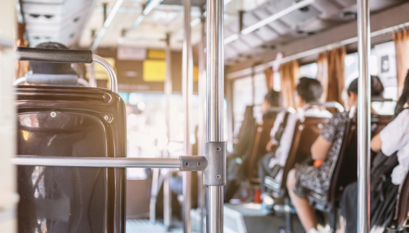 Andando de ônibus - MAX Transit