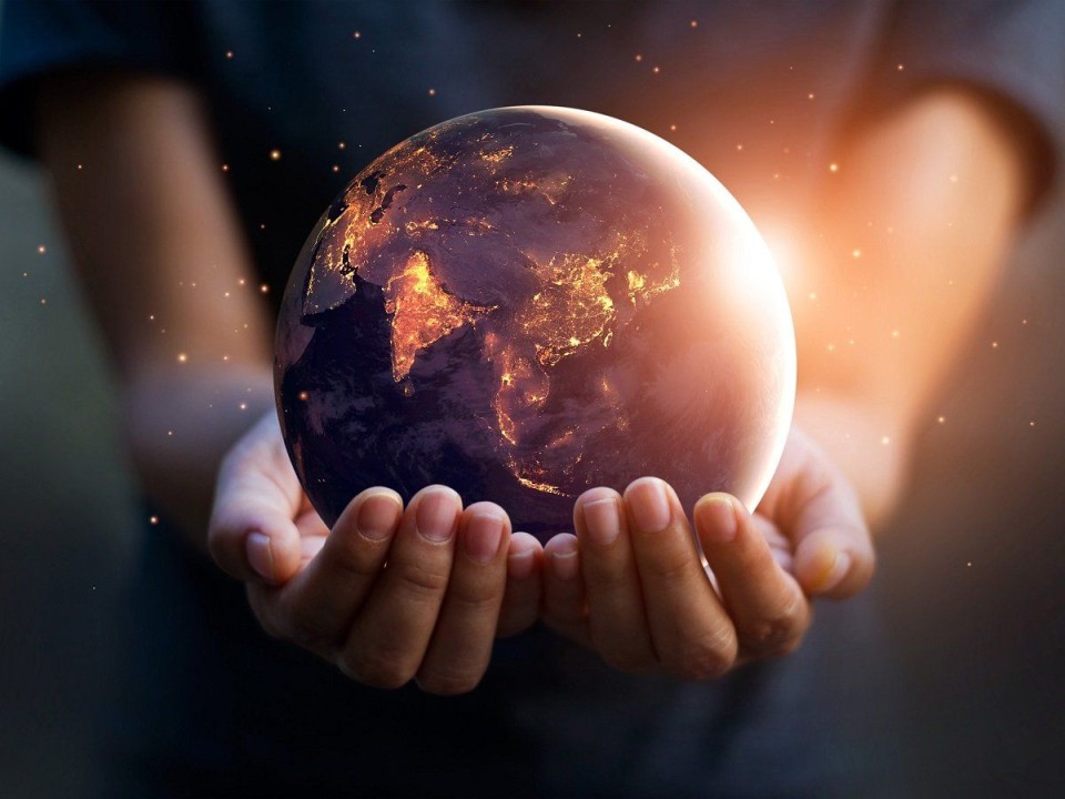 Viajante Zen se conectando à essência do mundo - Linkedin