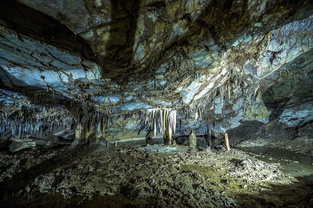 Marble Cave Kosovo - Wikipedia