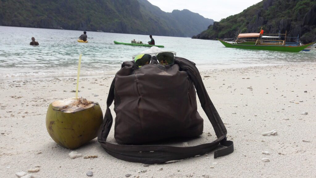 Nossa amada Guerreira curtindo um merecido descanso em El Nido, nas Filipinas.
