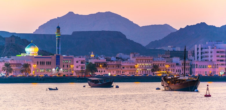 Oma para o Primeira Classe - Luxury Travel Guides