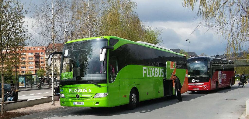 Ônibus de longa distância na França - About-France.com