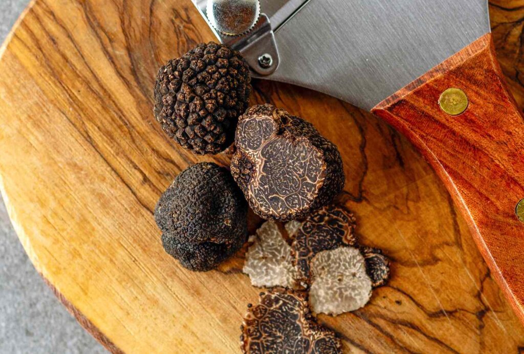 Trufas pretas e brancas - Allrecipes