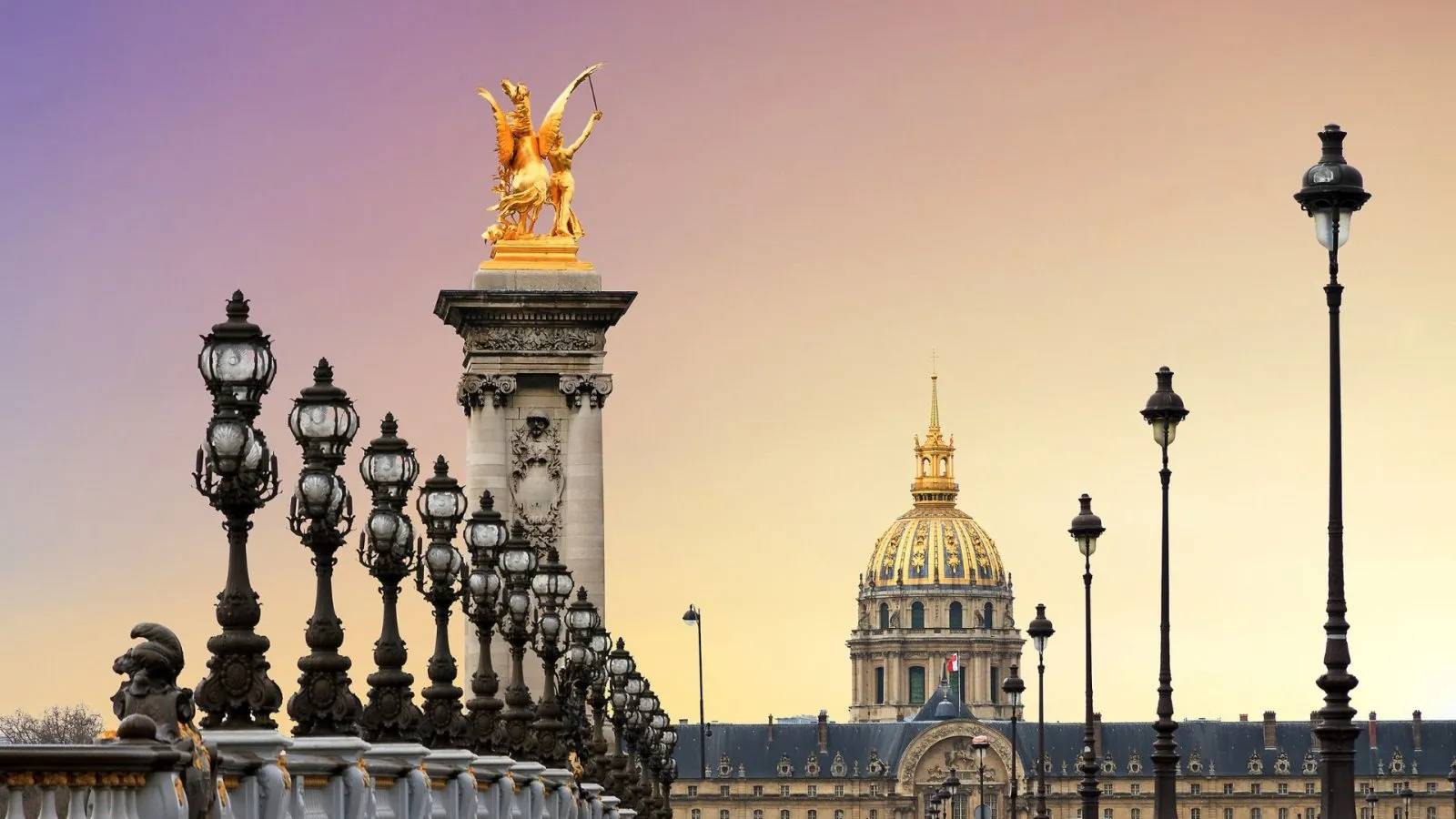 Passes turísticos de Paris para conhecer todas as atrações da cidade - Travel and Leisure Asia