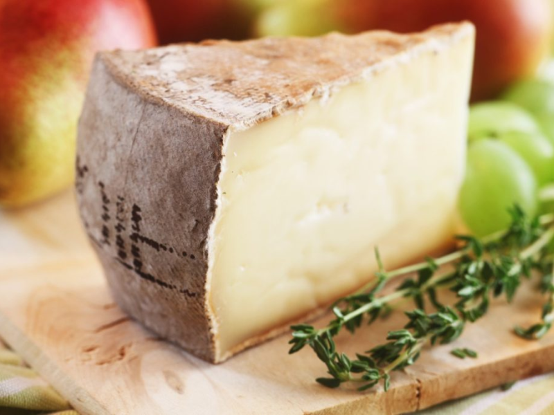 Classificação dos queijos franceses: Queijo de massa dura e não cozida - Gerald.ph