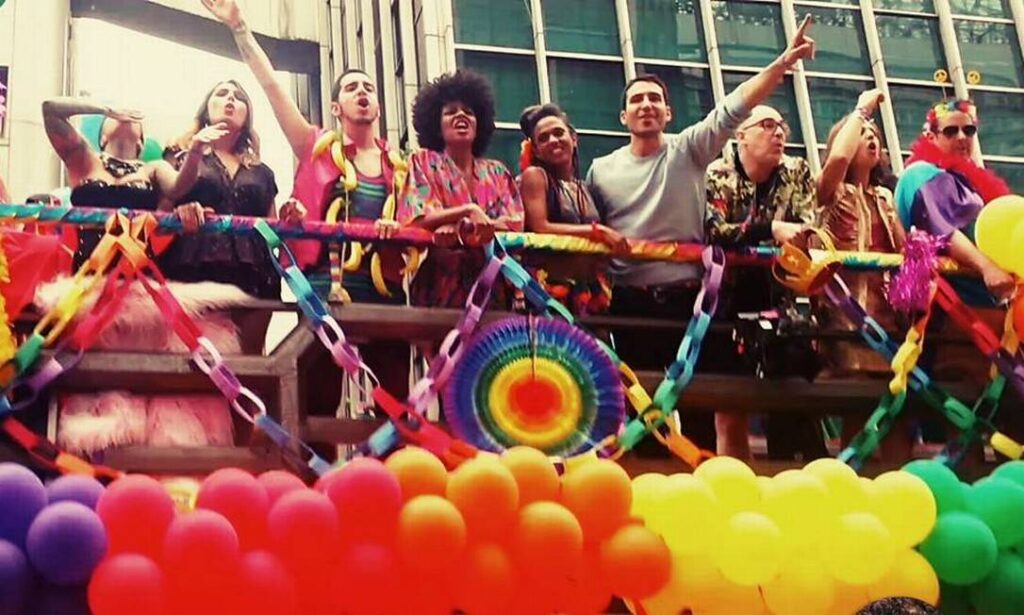 Sense8 na parada LGBT de SP - O Globo