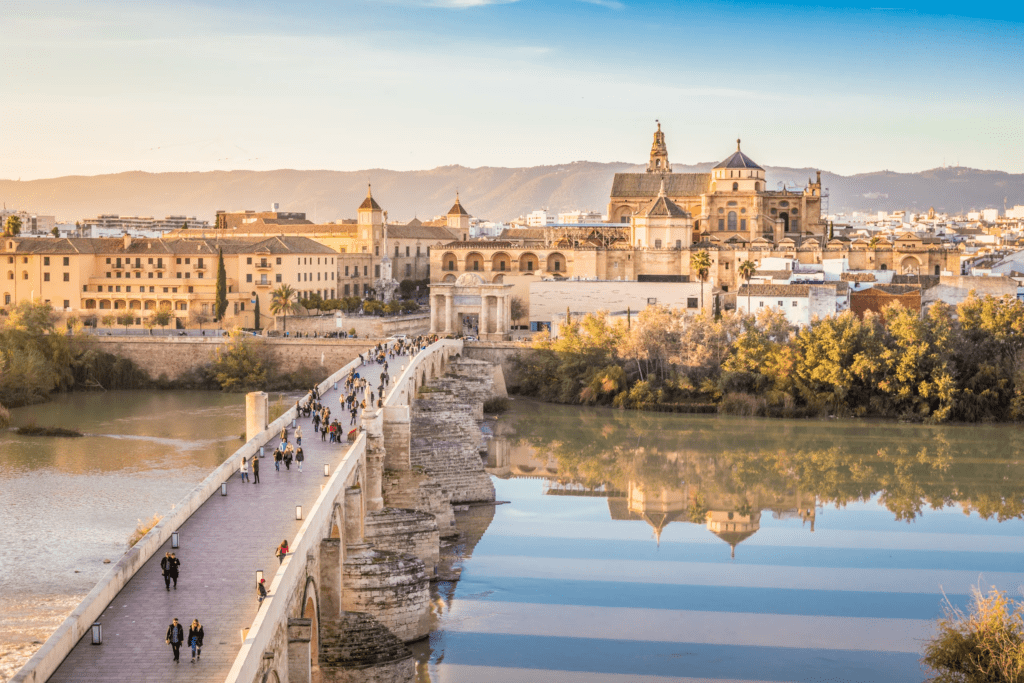 A lindíssima cidade de Córdoba na Espanha - Conde Nast Traveller