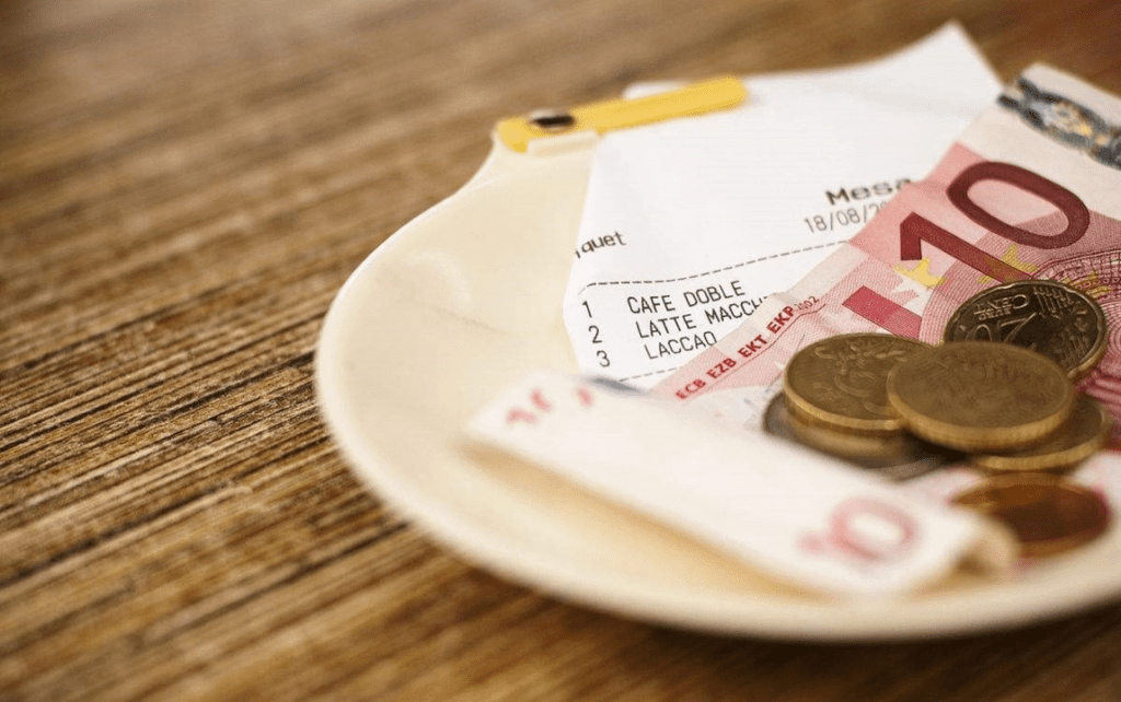 Cultura de dar gorjeta na Europa - LinkedIn