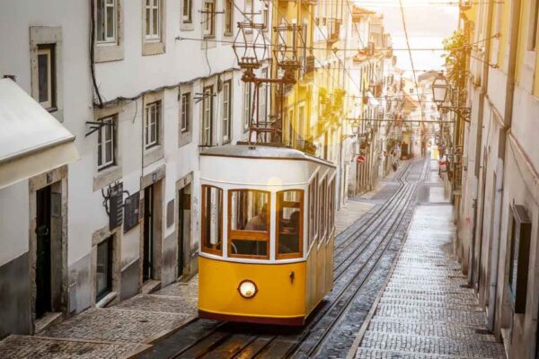 Transporte em Portugal - Destinos Notáveis