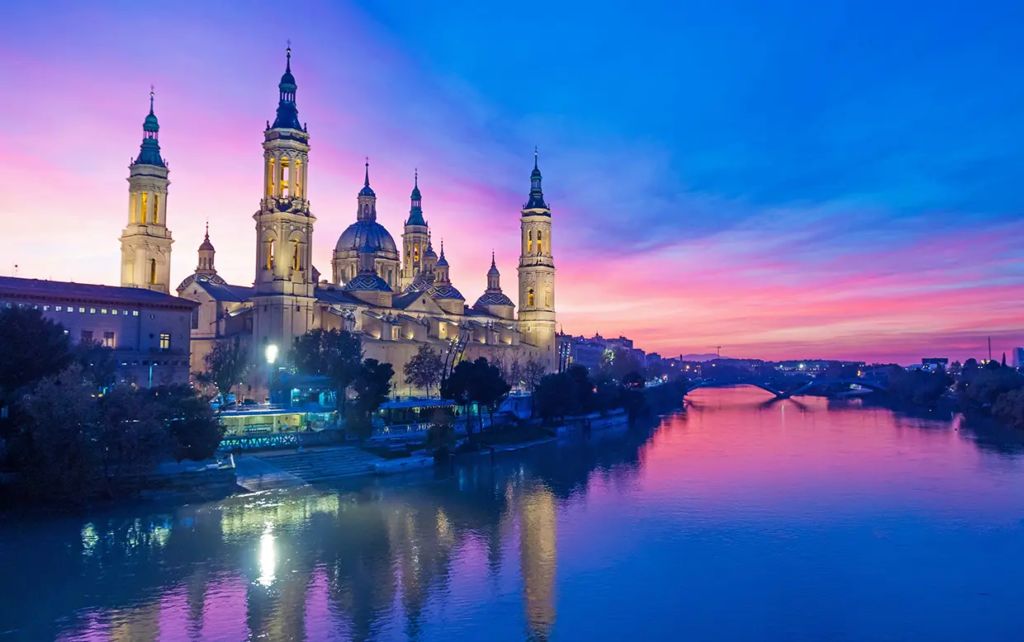 Saragoça, a capital da região de Aragão na Espanha - Wander your Way