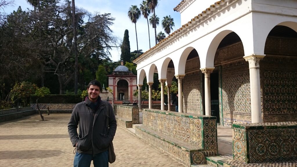 Apenas UM dos diversos locais do Real Alcazar que foram usados em cenas de Game of Thrones (neste caso, a luta entre Jaime Lannister e as filhas de Oberyn Martell, a.k.a. as Serpertes de Areia).