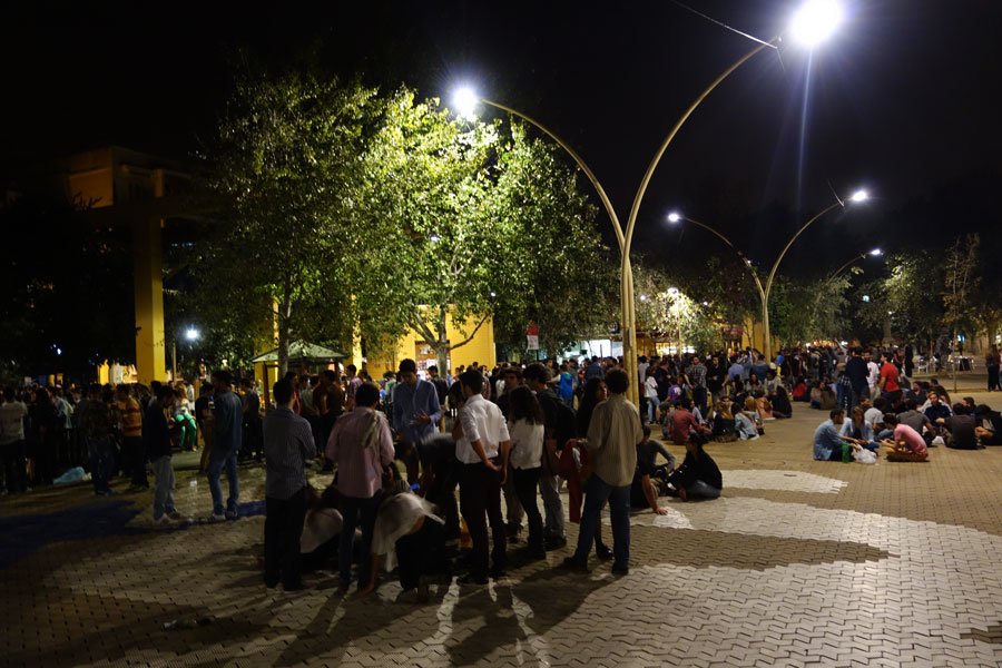 Alameda de Hércules em Sevilha à noite - Tours y patrimonio de Sevilla