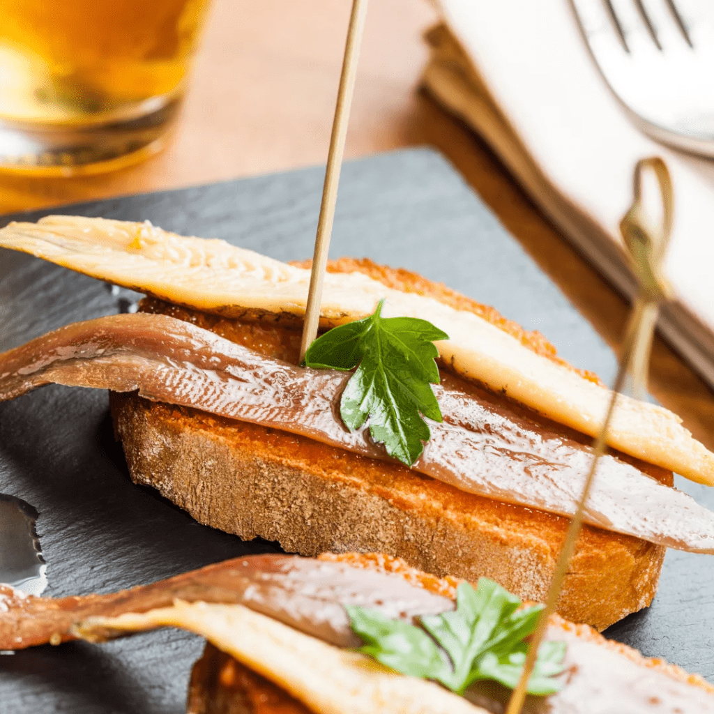 Anchoas de Santoña Tapas Espanholas - Mar de Santoña