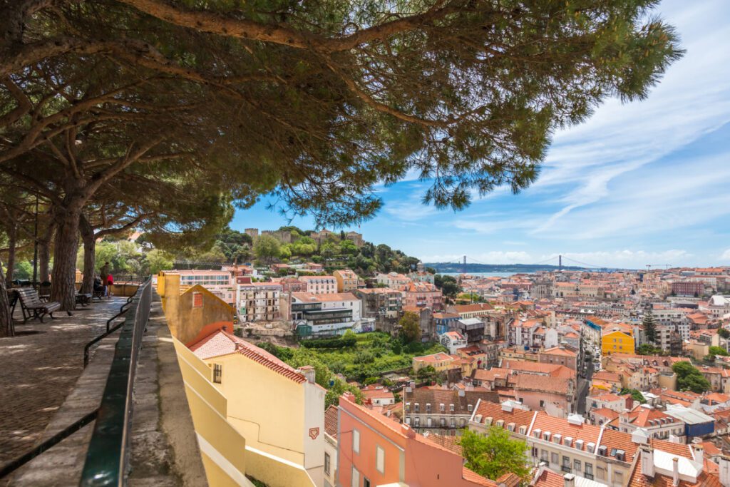 Bairro da Graça em Lisboa - Portugal Getaways