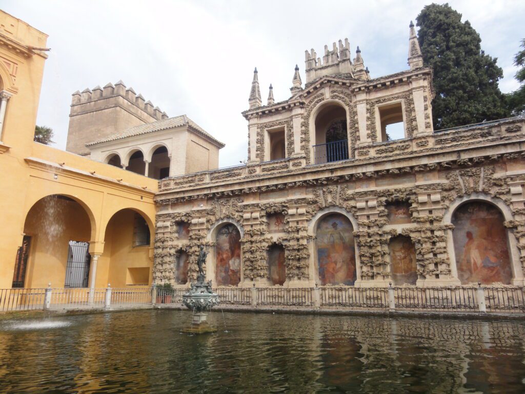 Detalhes dos jardins do Real Alcazar de Sevilha - Magu Mathias