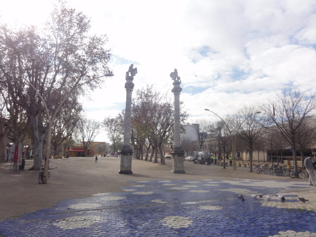 Alameda de Hércules em Sevilha - Magu Mathias