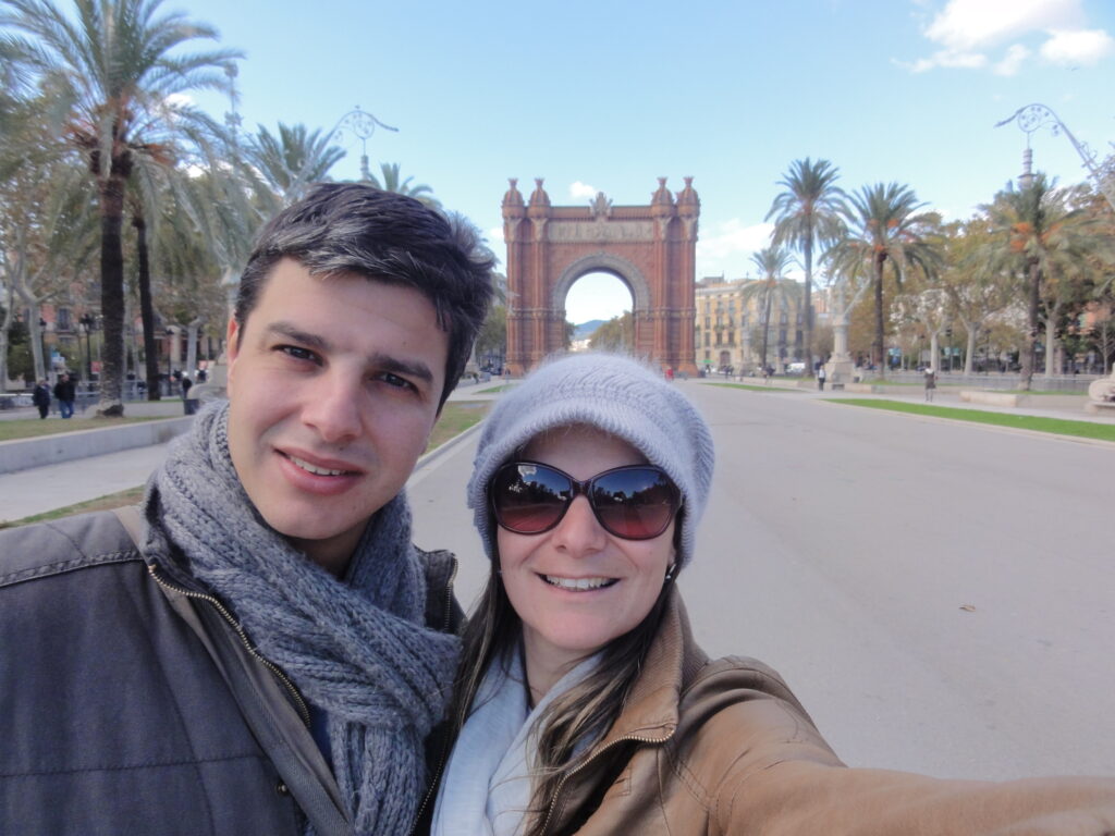 Família conhecendo o Parque da la Ciutadella em Barcelona