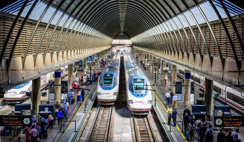 Estação de Santa Justa em Sevilha - Sevilla Secreta