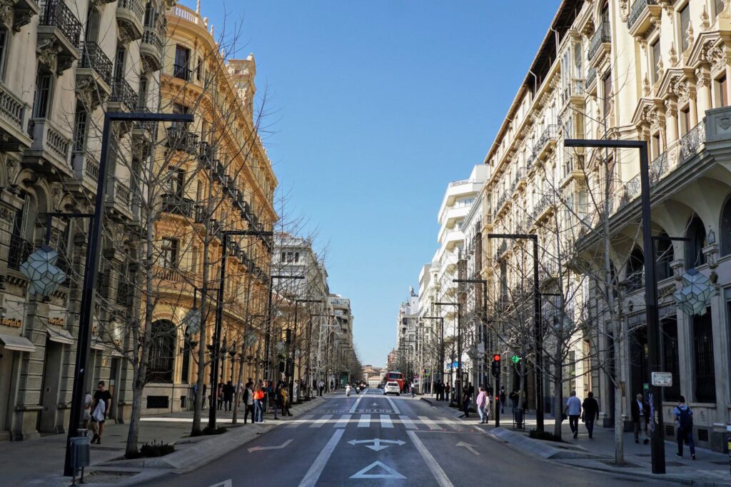 Gran Via de Colón em Granada - andalusien 360