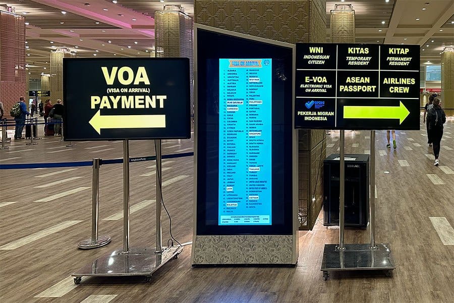 Guiches de visto no aeroporto de Bali - Tropilogy