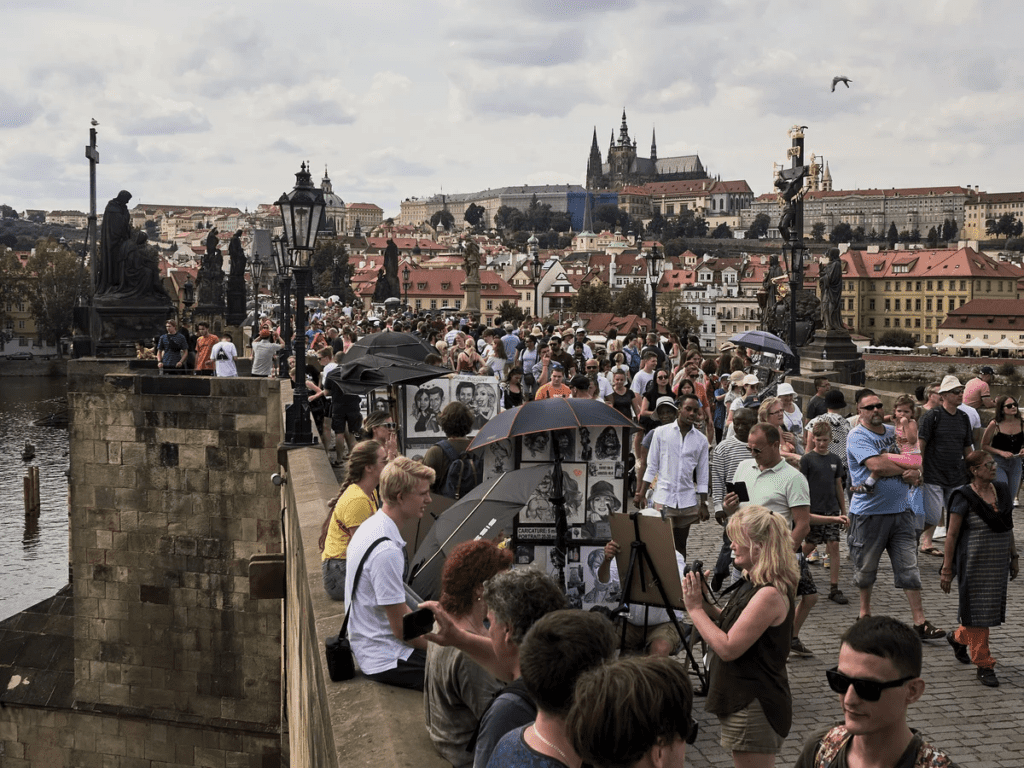 Horário comercial na Tchequia - The Guardian