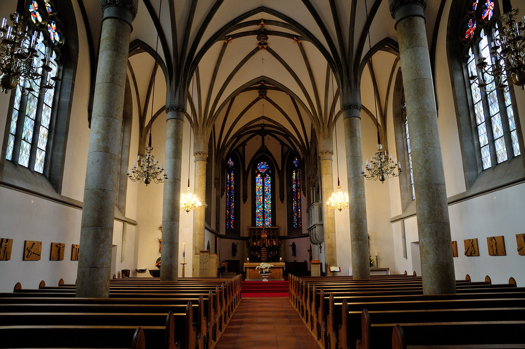 O interior da Catedral de St Florin - Flickr