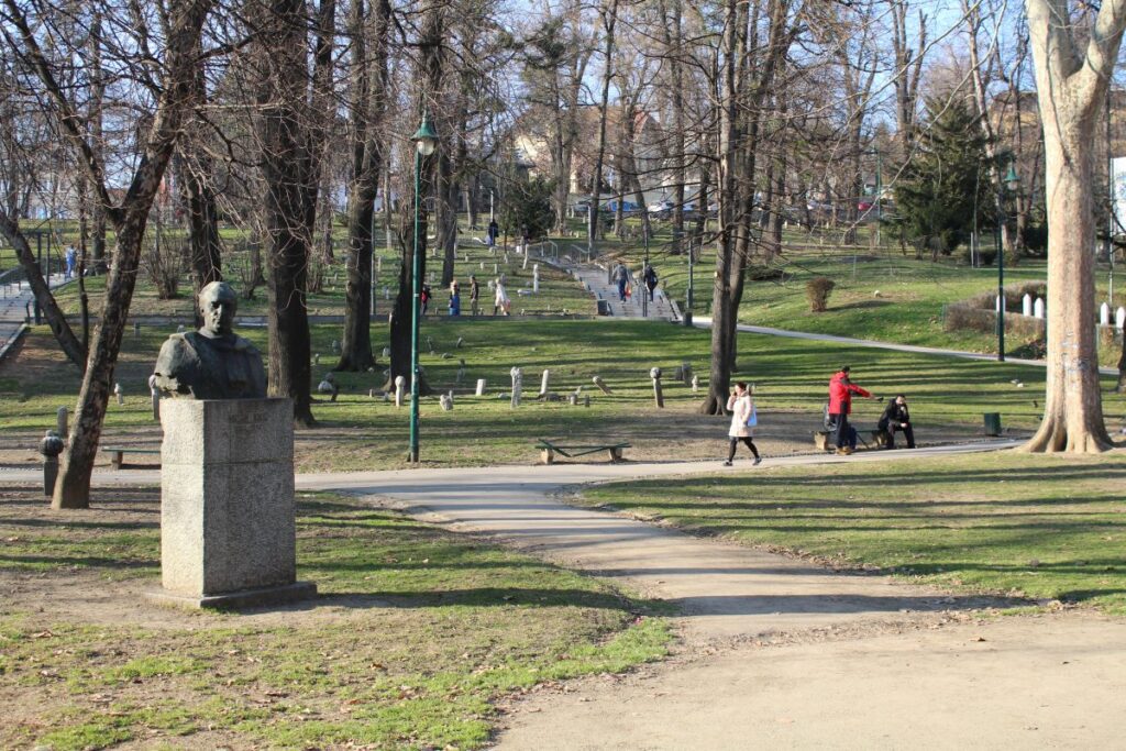 Parque Veliki no coração de Sarajevo - TVSA.ba