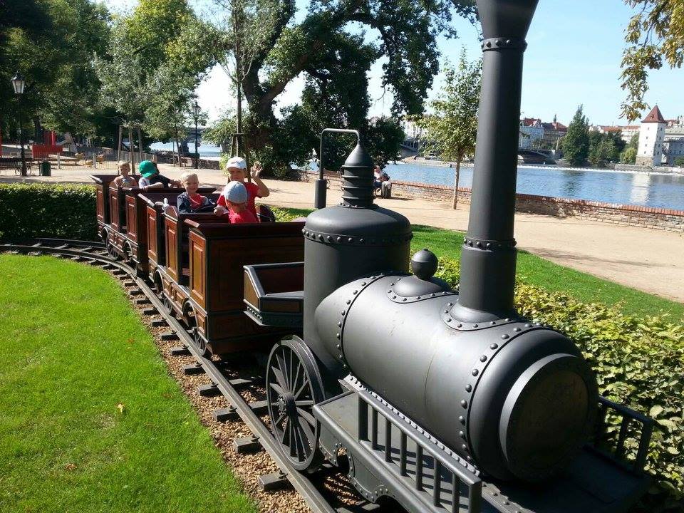 Diversão garantida na Ilha Slovanský em Praga - Prague.eu