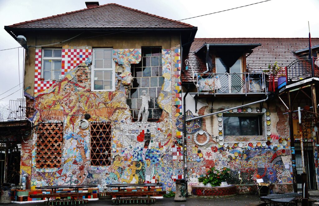 Metelkova Liubliana - Wikimedia Commons