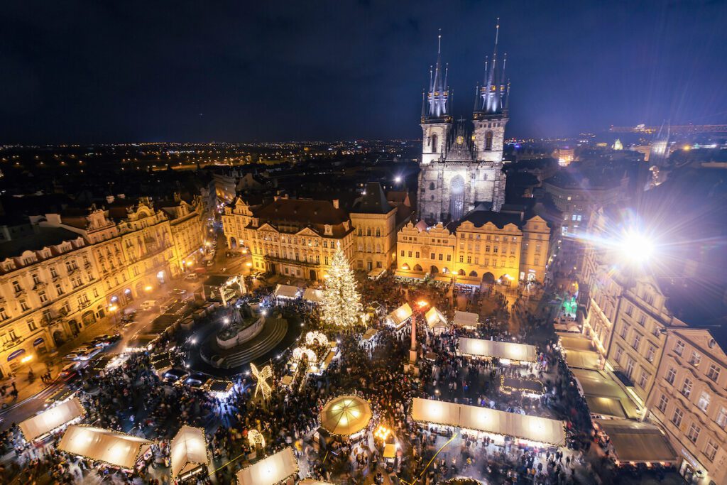 Natal na Praça da Cidade Velha de Praga - Prague Views