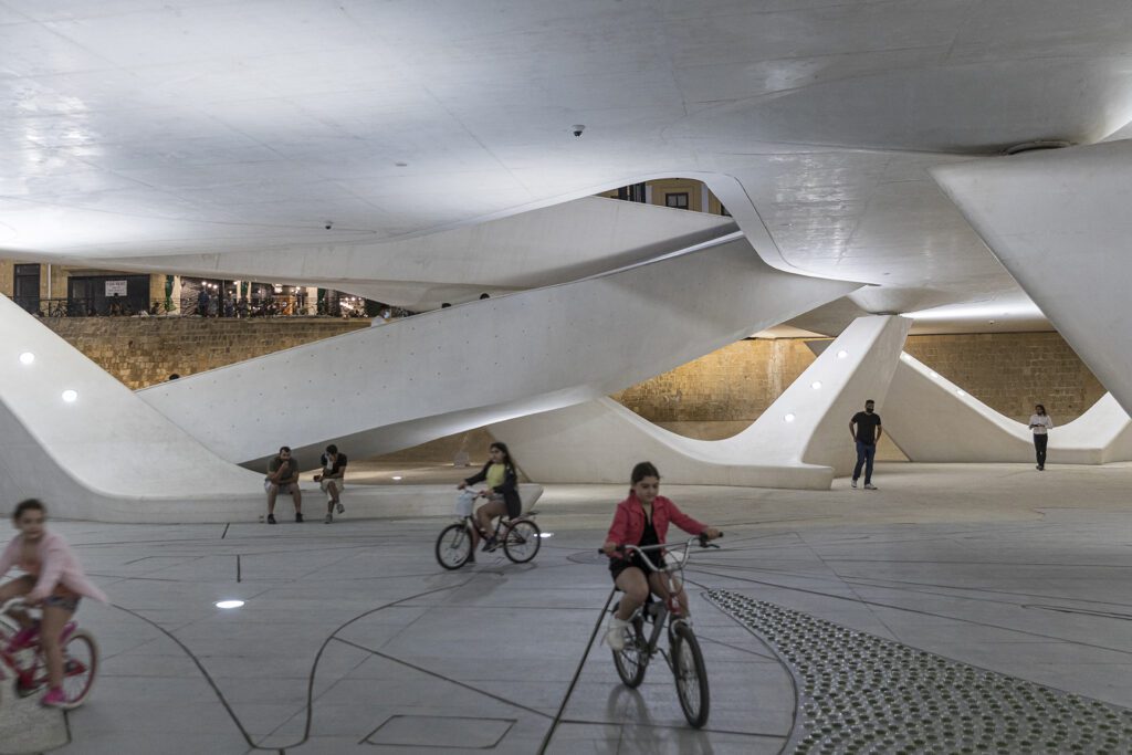 Revitalização da Eleftheria Square - Zaha Hadid Architects