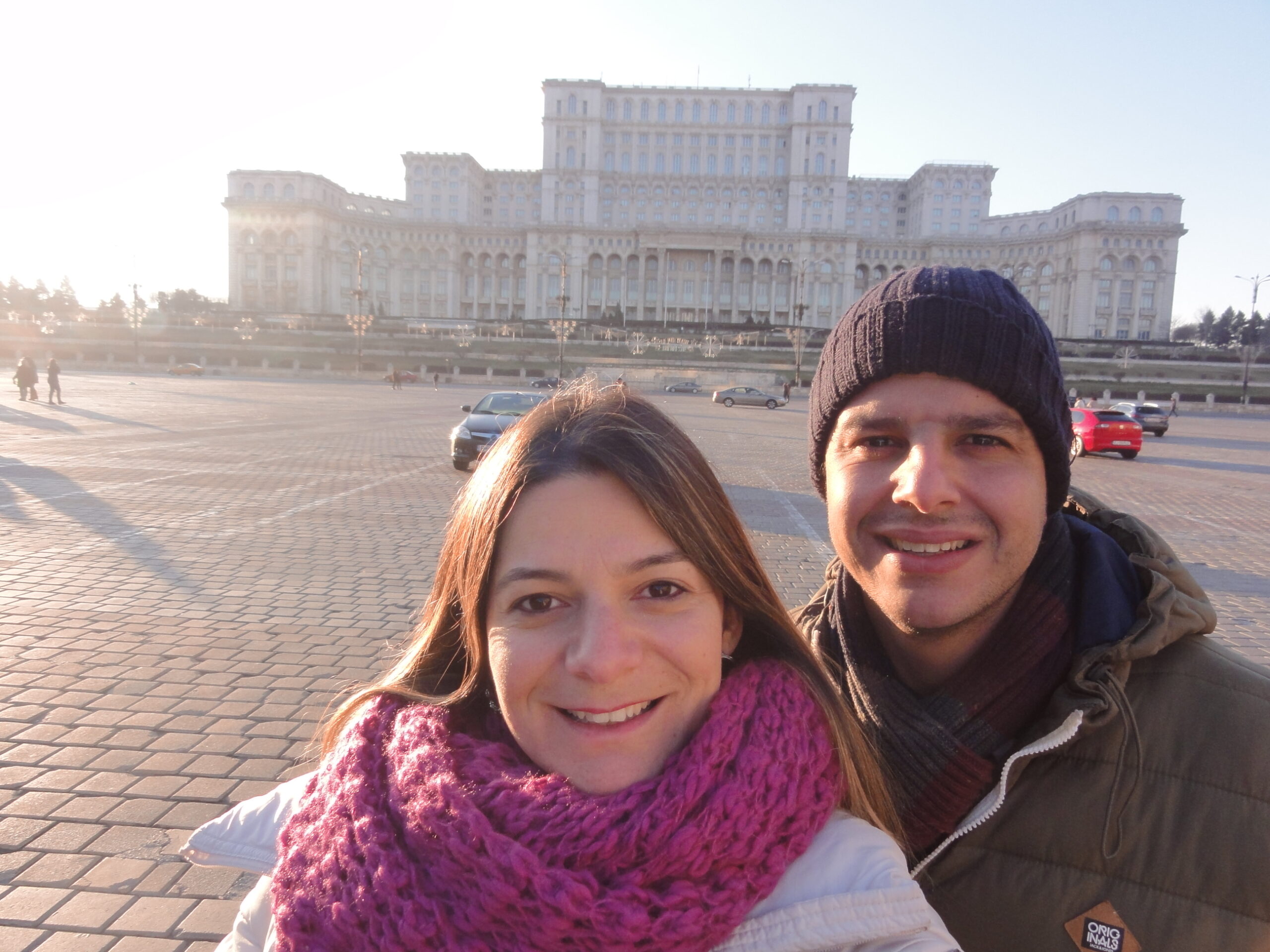 Nossa (congelante) passagem por Bucareste, capital da Romênia, em pleno inverno! - Magu Mathias