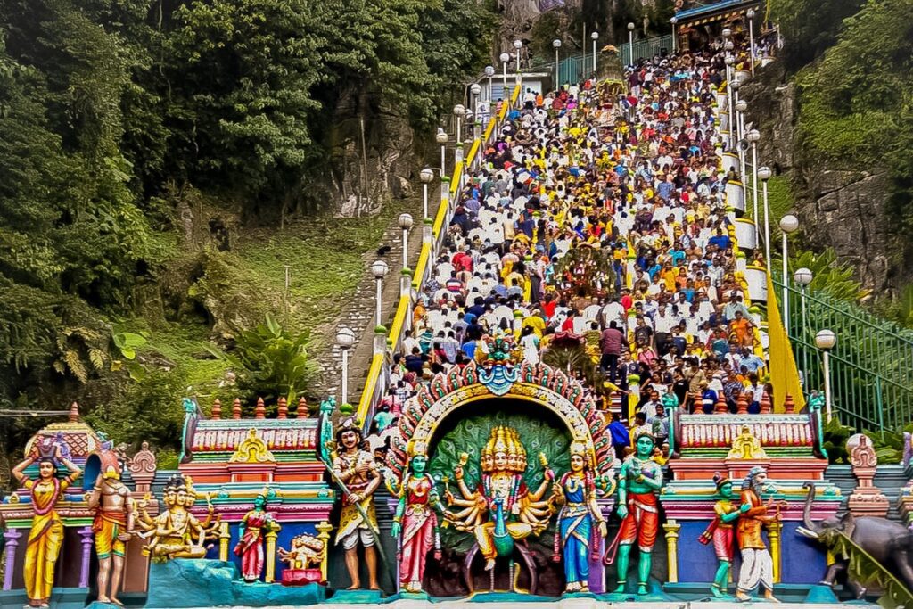 Festival Thaipuasam em Batu Caves - Man vs Clock