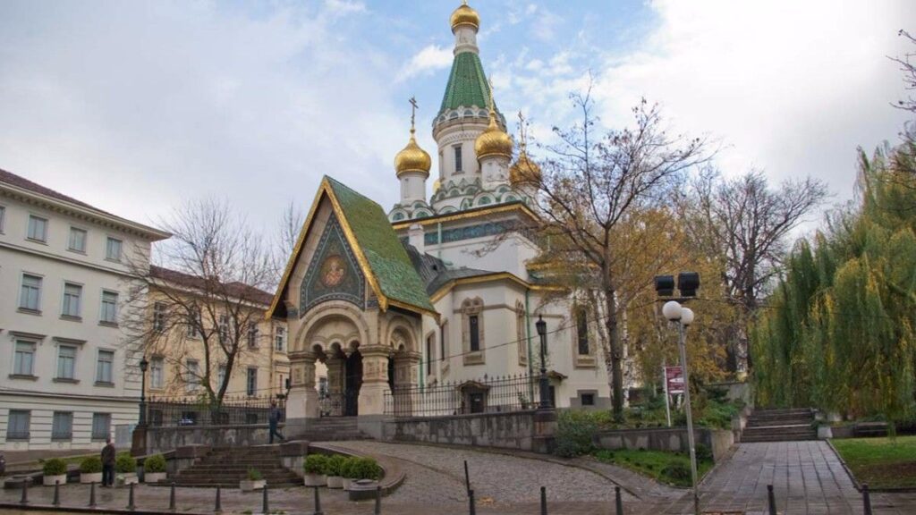 Igreja de Sao Nicolau o Milagroso - Bulgaria Info Guide