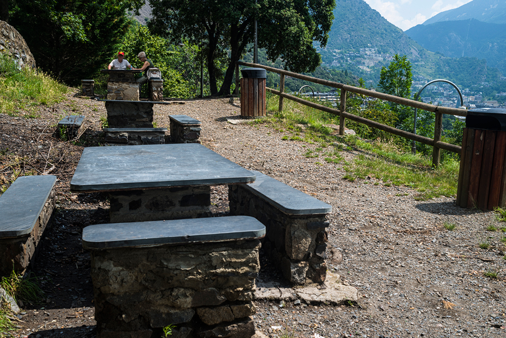 A trilha "urbana" de Rec del Solà em Andorra-a-Velha - Visit Andorra