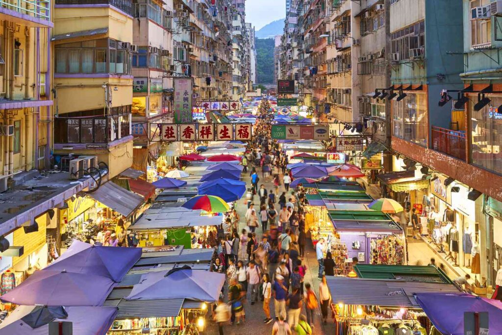 Ladies Market Hong Kong - TripSavvy