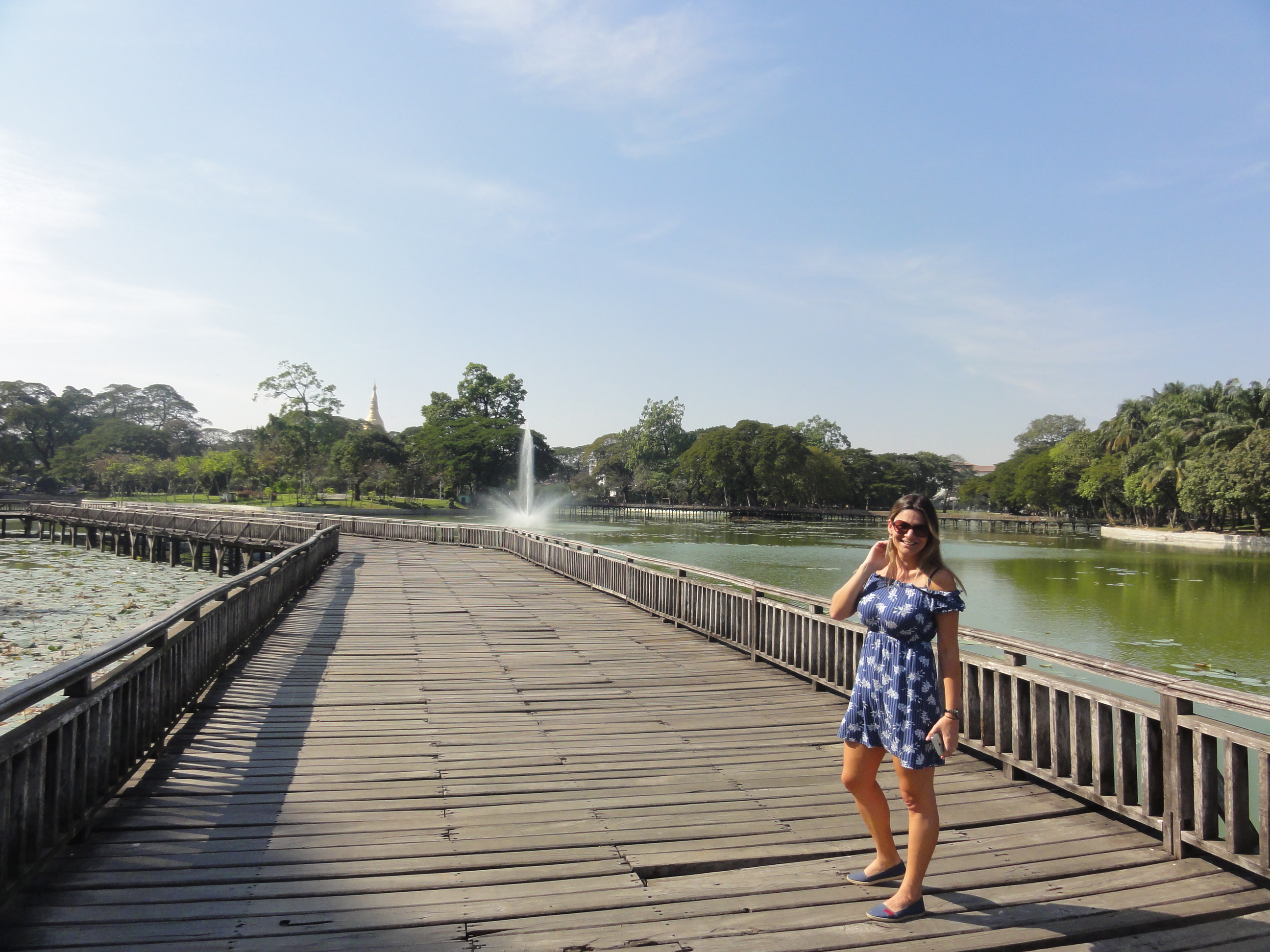 Lago Kandawgyi Yangon Myanmar - Magu Mathias