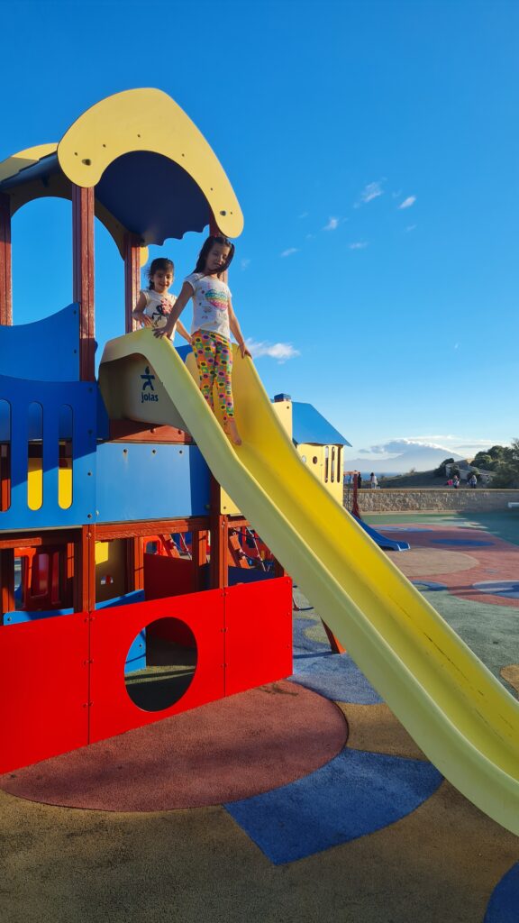 Playground no Europa Point - Magu Mathias