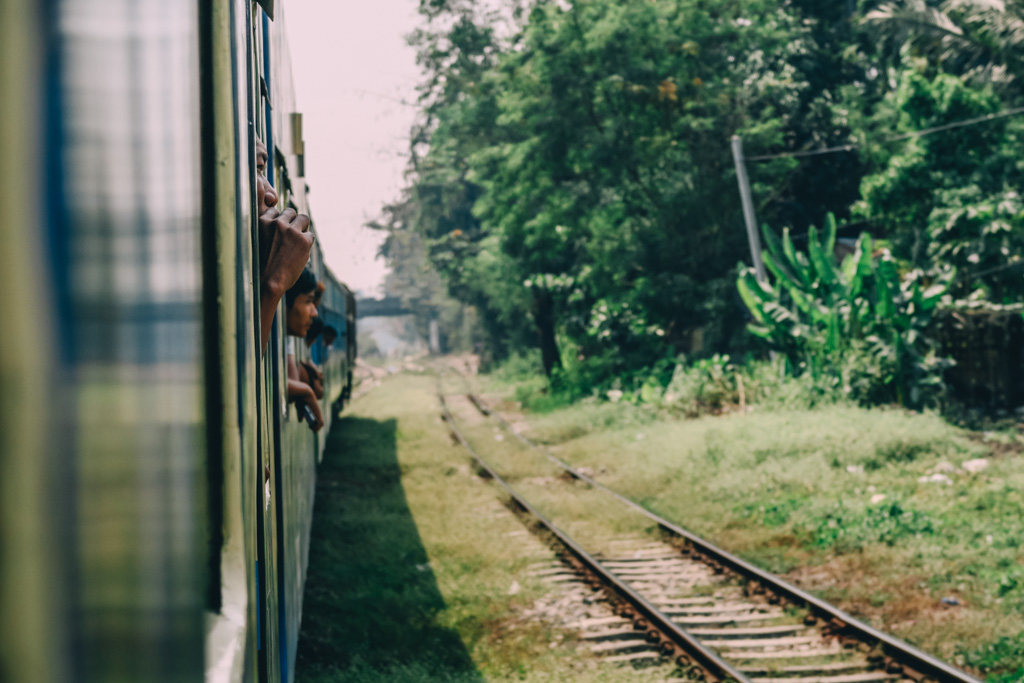 Yangon Circular Train: uma verdadeira imersão cultural em Myanmar! - The Common Wanderer